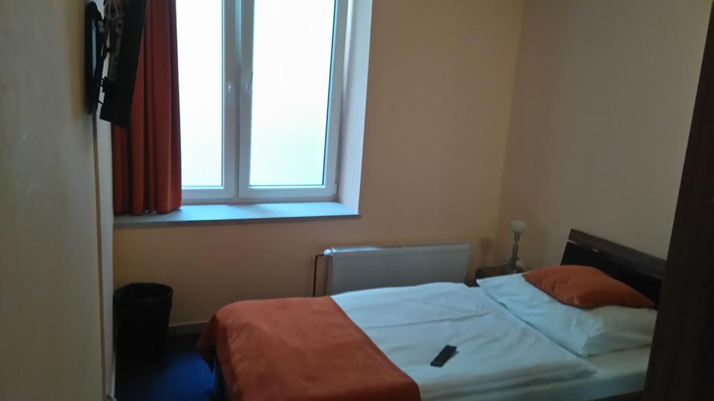 Penzion Gremium Hotel Bratislava Ngoại thất bức ảnh